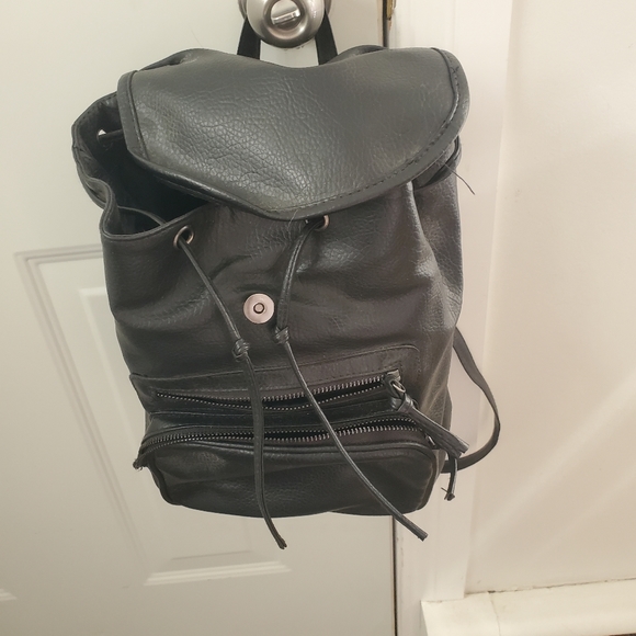 Unisex backpack Great for back to school - Picture 4 of 4